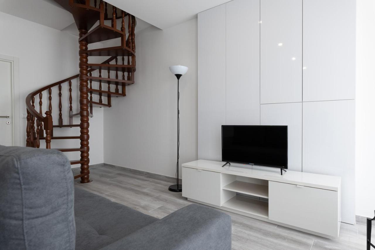 Апартаменты Lua Azul Apartamento Вила-Нова-ди-Гая Экстерьер фото