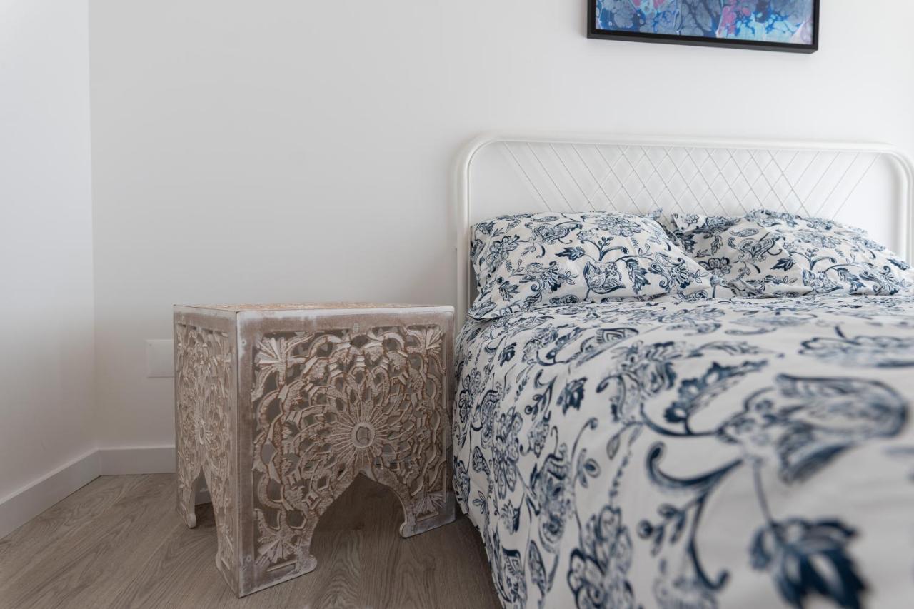 Апартаменты Lua Azul Apartamento Вила-Нова-ди-Гая Экстерьер фото