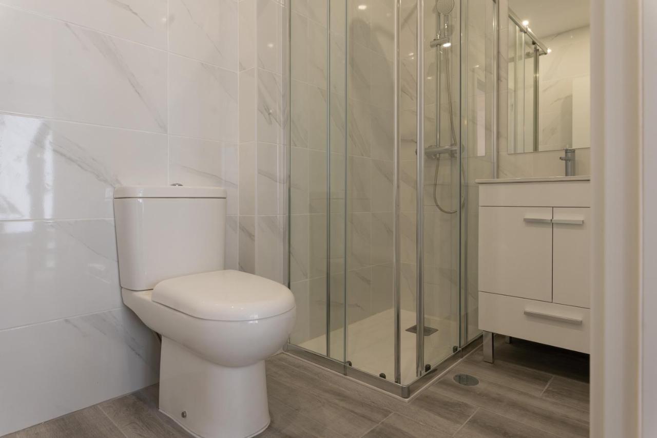 Апартаменты Lua Azul Apartamento Вила-Нова-ди-Гая Экстерьер фото
