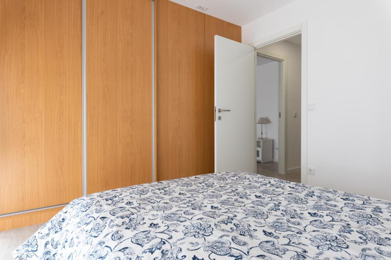 Апартаменты Lua Azul Apartamento Вила-Нова-ди-Гая Экстерьер фото