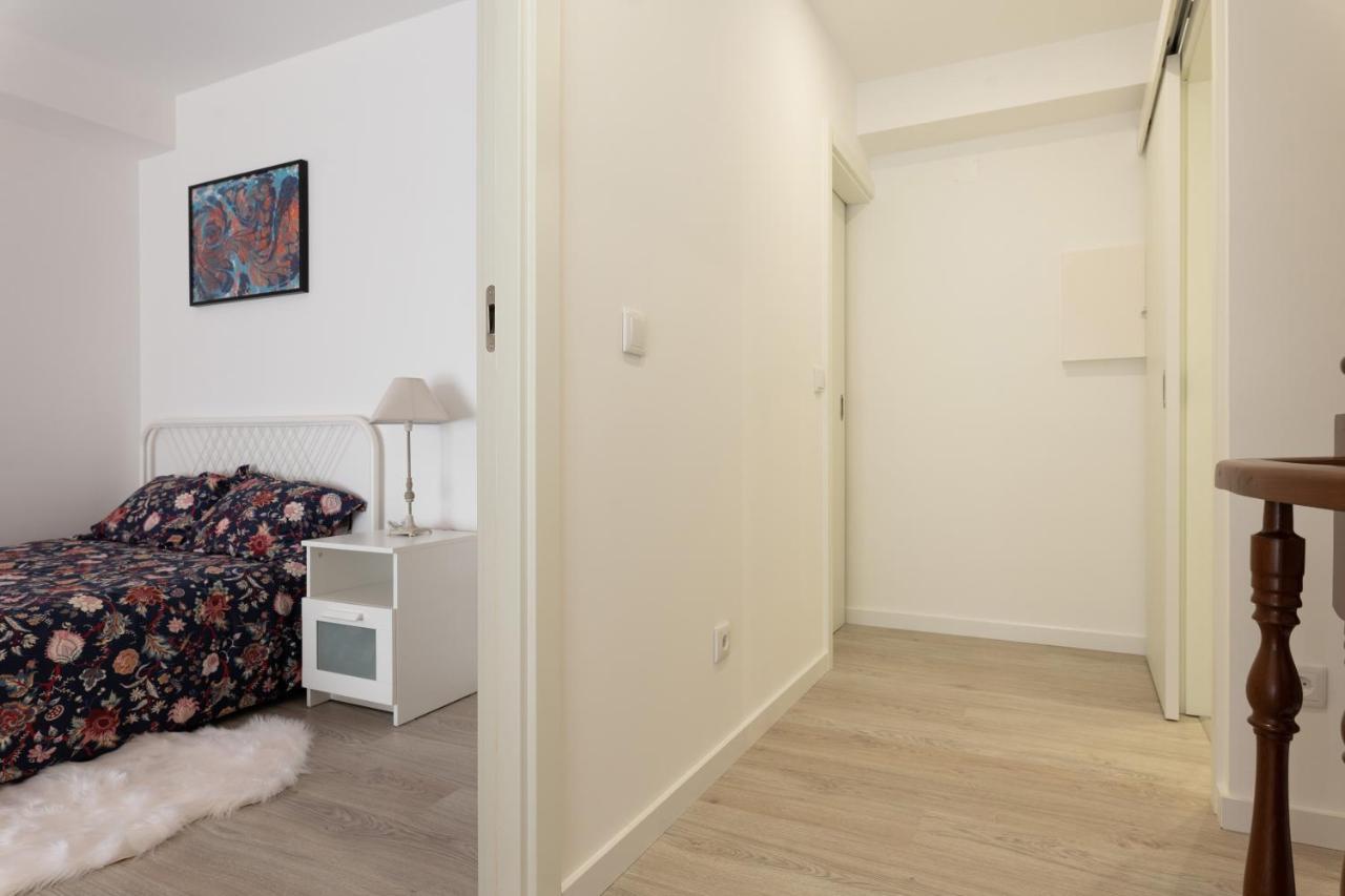 Апартаменты Lua Azul Apartamento Вила-Нова-ди-Гая Экстерьер фото